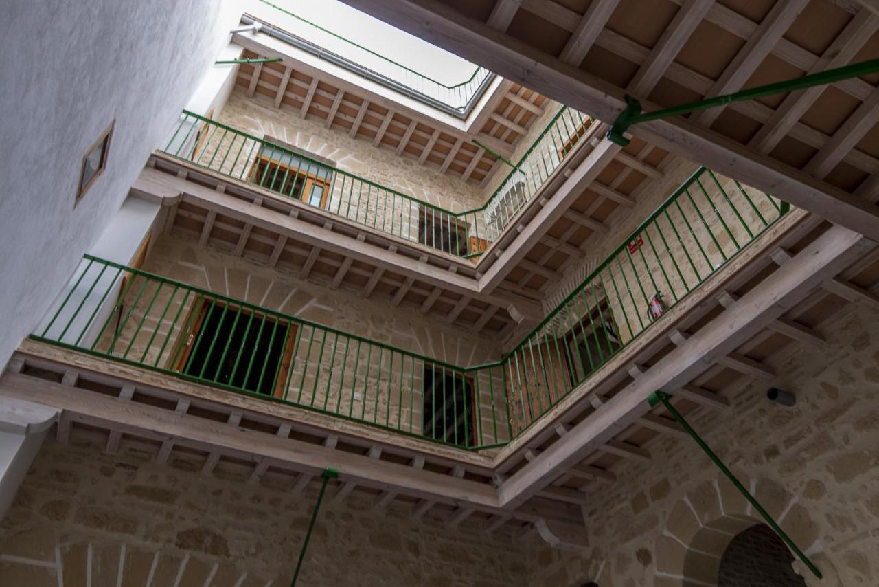 Palacio La Cruz Bajo C Эль-Пуэрто-де-Санта-Мария Экстерьер фото